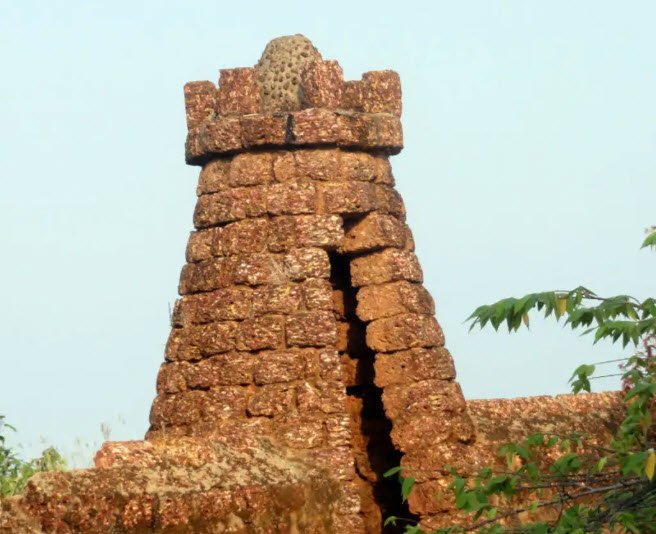 Sadashivgad Fort